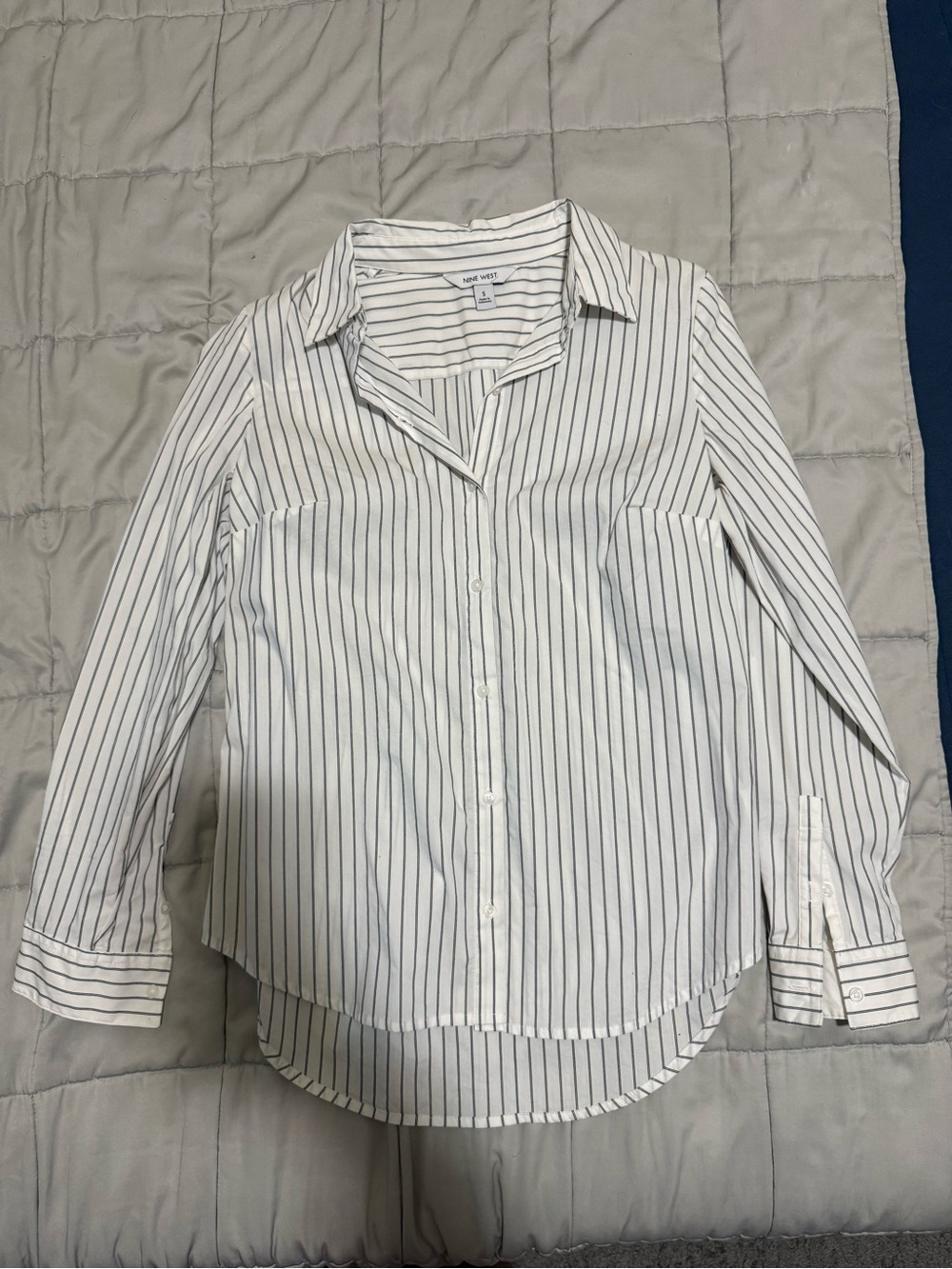 Nine West White Button-Down Shirt with Black Pinstripes